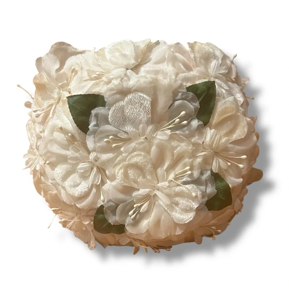 1950s/60s White Floral Cocktail/Garden Party/Bridal Headband Style Hat - Picture 8 of 8